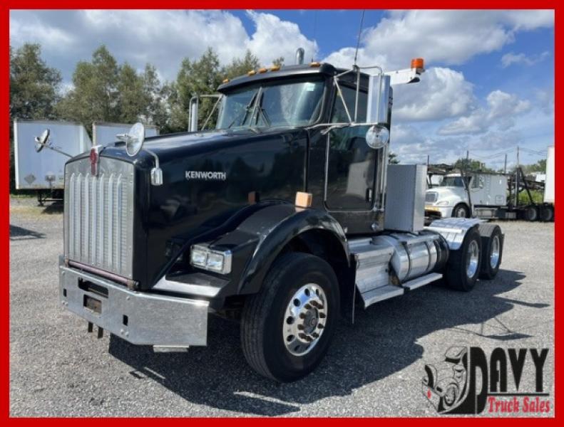 Black 2013 Kenworth T800 Daycab Heavy Spec at Davy Truck Sales